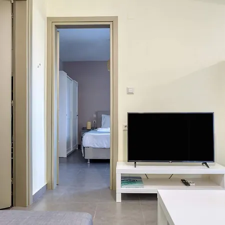 Apartment Cozy 1-bedroom Boutique With A Patio *